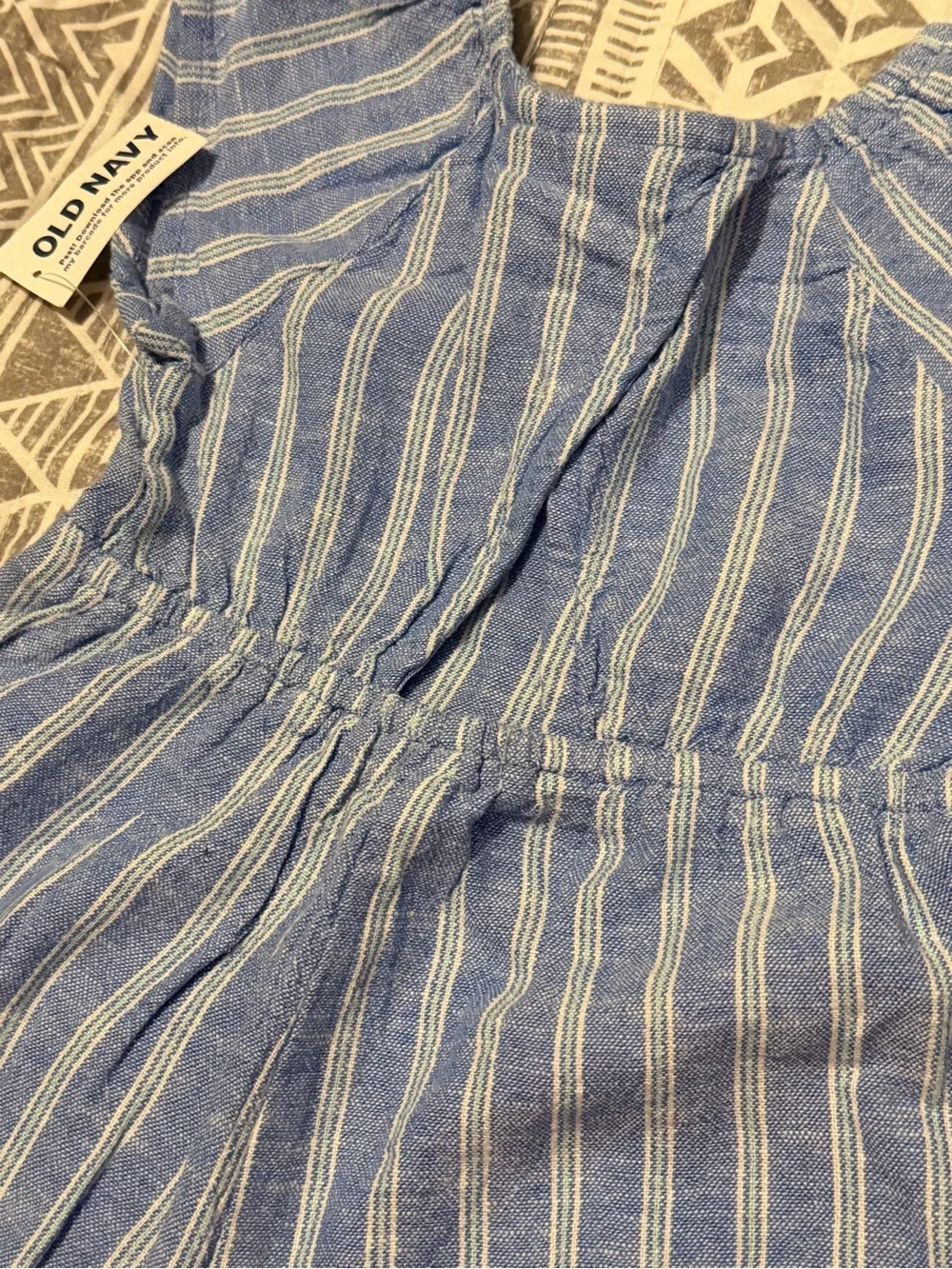 Old Navy lightweight knit